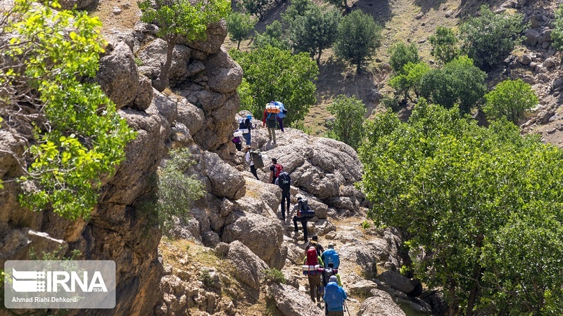 Hilkişîna çiyagerê Îranî ser bilindtirîn lûtkeya Tacîkistanê ve