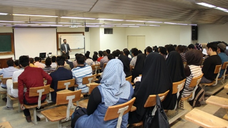 تلاش برای فراهم شدن تحصیل دانشجویان افغانستانی بدون اخذ گذرنامه در ایران
