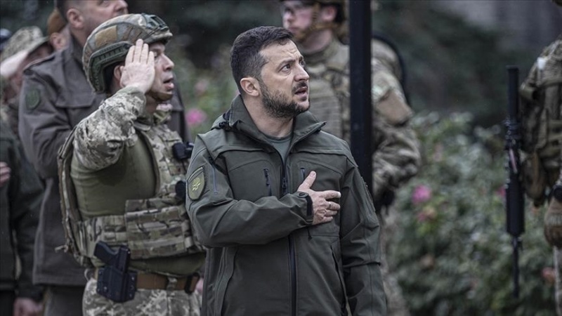   Zelensky qezaya trafîkê kir; lê tenê bi sivikî birîndar bû