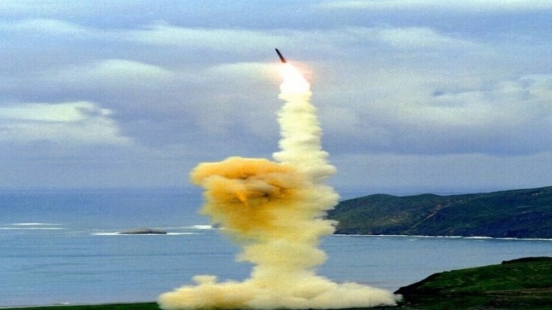 شمالی کوریا نے اسٹریٹجک ایٹمی ہتھیارلے جانےکی صلاحیت والےبلیسٹک میزائل کا تجربہ کیا ہے