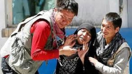 دختران کانکوری افغانستان هدف حمله انتحاری قرار گرفتند.
