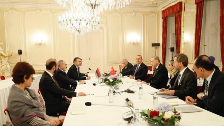 Praqada Ərdoğan-Paşinyan görüşü olub