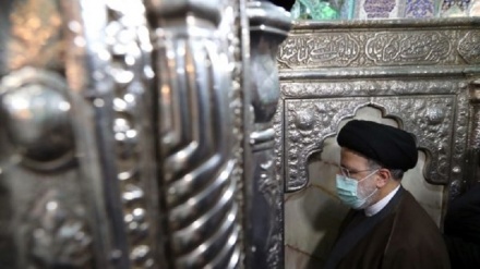 صدر ایران کی حضرت معصومہ کے روضے پر حاضری+ ویڈیو