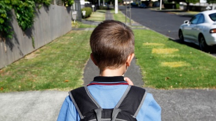 Maliyyə böhranı İngiltərədəki bütün məktəbləri təhdid edir