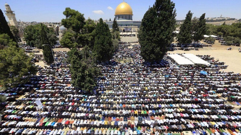 مسجد الاقصی میں نماز جمعہ کا روح پرور اجتماع، 50 ہزار نمازیوں کی شرکت 
