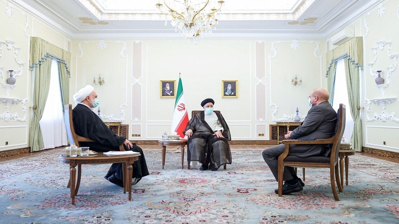 ایران کے اعلیٰ حکام کی مشترکہ نشست، دشمنانہ سازشوں کے مقابلے پر زور