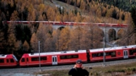 دنیا کی سب سے لمبی ٹرین+ ویڈیو