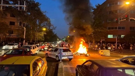 İranda baş verən iğtişaşlarda 200 insan həyatını itirib