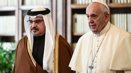 Bahreinski režim zloupotrebljava Papinu posjetu da prikrije zločine
