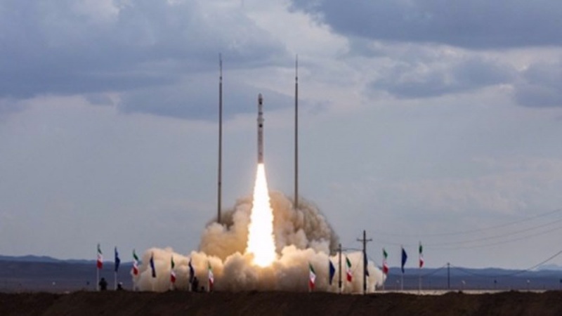 Iran uspješno lansirao suborbitalni satelitski nosač na čvrsto gorivo
