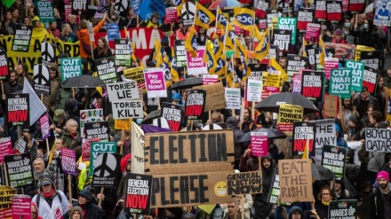 Hiljade demonstranata u Britaniji tražile opšte izbore