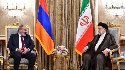Premijer Armenije stigao u posjetu Teheranu, dočekao ga Raisi