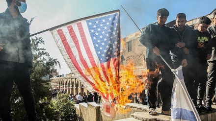 ایران کے داخلی امور میں امریکہ کی کھلی مداخلت