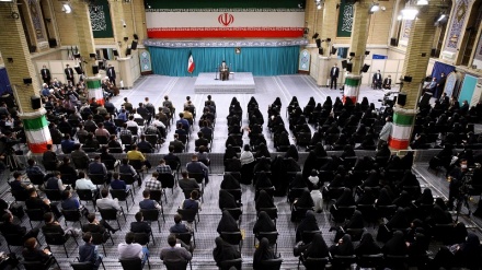 ایرانی عوام نے دشمن کو دھول چٹادی، قائد انقلاب اسلامی