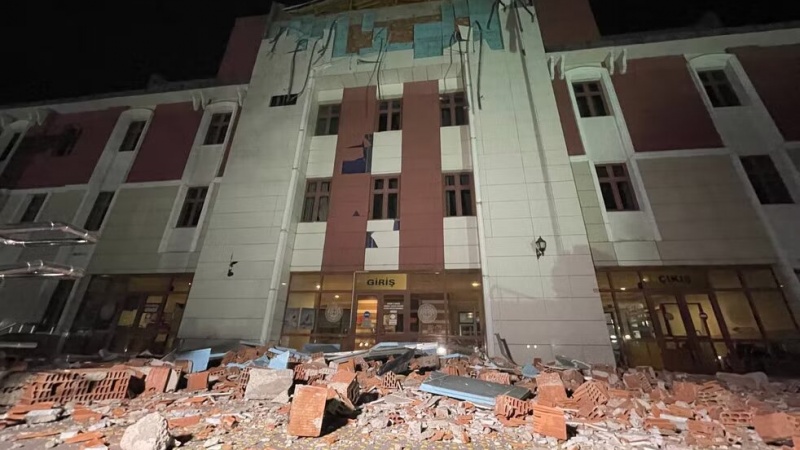 ترکیہ میں آیا شدید زلزلہ (ویڈیو)