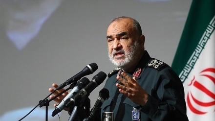 ایرانی قوم نے مقتدر ہونے کا راستہ اتنخاب کیا ہے ، جنرل سلامی 