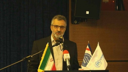 وزات داخله ایران: به اتباع افغانستانی واجد شرایط خدمات اقامتی می‌دهیم