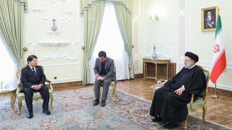 Bashkëpunimi midis kombeve mike mund të pengojë presionet e SHBA