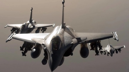  Hindê Rafale'yên fransî li hemberî F-18'yên amerîkî vebijart
