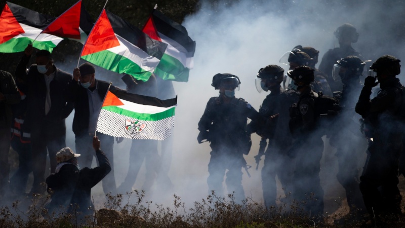 جنوبی جنین میں فلسطینی مقاومت کا صیہونی فوجی چھاؤنی پر حملہ