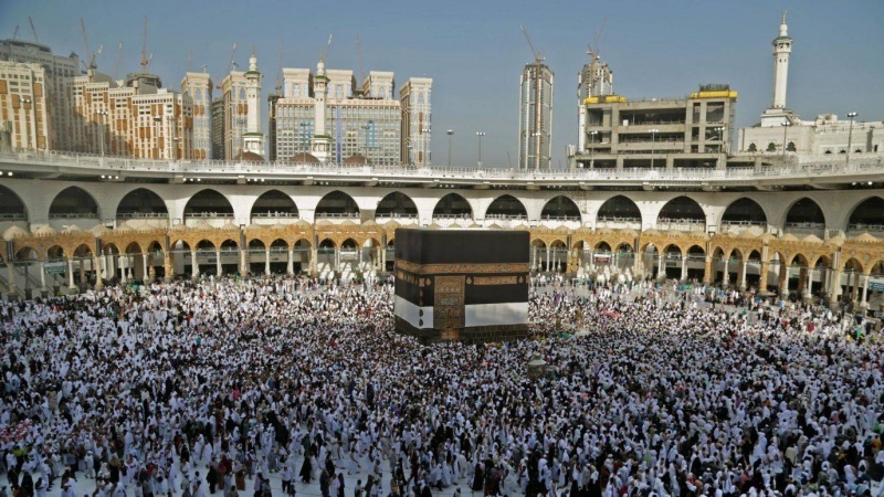  Arabia Saudite heq kufizimet për Haxhin