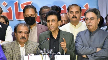 ایم کیو ایم کے سبھی دھڑے متحد، کراچی کی سیاست میں ہلچل 