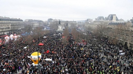فرانس: مظاہروں میں دھاتی برتن لانے پر پابندی