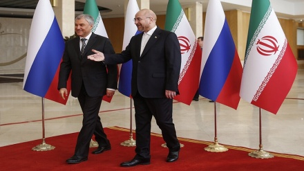 ایران: روسی پارلیمنٹ دوما کے اسپیکر کا باضابطہ استقبال 