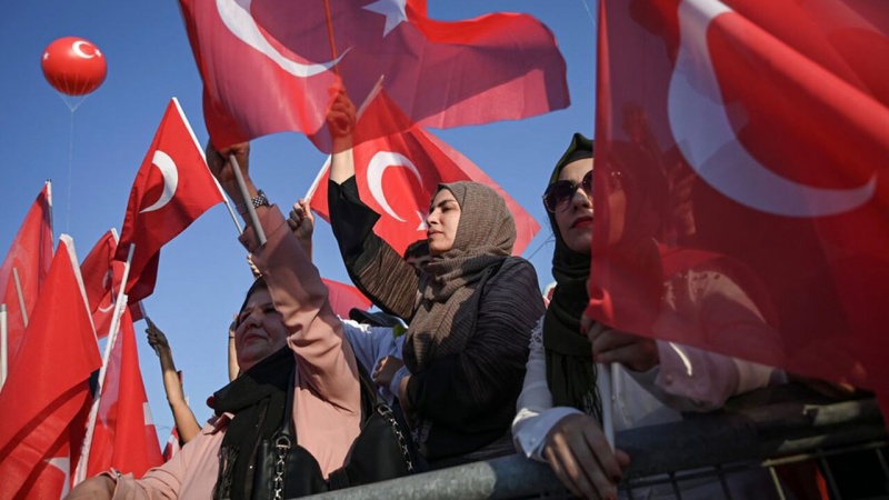 Rapor | Pêşnumaya reforma Qanûna Hîcabê li parlemana Tirkiyê hat qebûlkirin