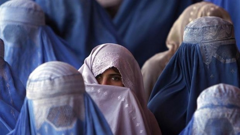خواتین کا معاملہ افغانستان کو تنہا کر سکتا ہے
