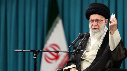 حضرت ایت الله خامنه ای اسلامي ارزښتونو او قرآنکریم ته وروستي سپکاوی وغانده.