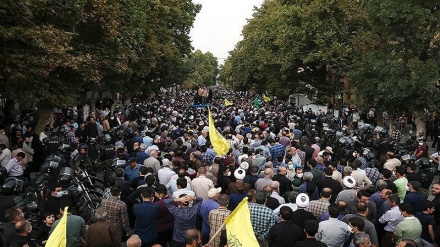 بڕیارنامەی کۆتایی ڕێپێوانی گەلی ئێران لەمەڕ ئیدانەکردنی سووکایەتی کران بە ھەرێمی پیرۆزی ویلایەت و مەرجەعییەت