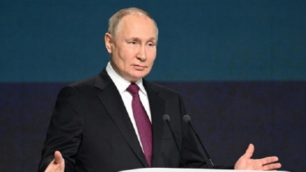  Putin: Embargoja ndaj Rusisë rriti çmimet globale të karburantit