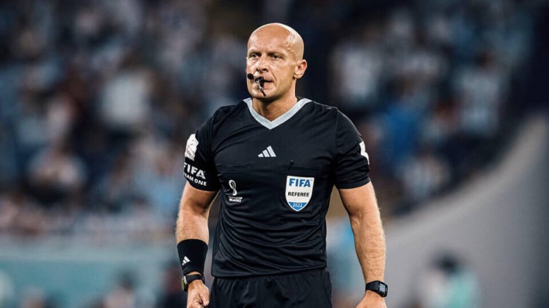 Hekemê pêşbirka fînalê ya Kapa Cîhanî wek ``baştirîn hekemê cîhanê`` hat bijartin