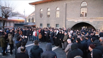 ناڕەزایەتی دەربڕین لە دیاربەکر بەرامبەر بە سوکایەتی کران بە قورئانی پیرۆز 