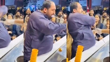  Mêrekî hêrs şoya bestenîfiroşê tirkîyeyî têk da