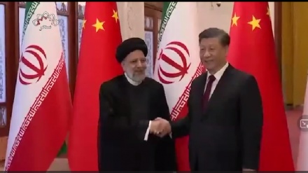 د ایران ولسمشر چین ته په سفر تللی