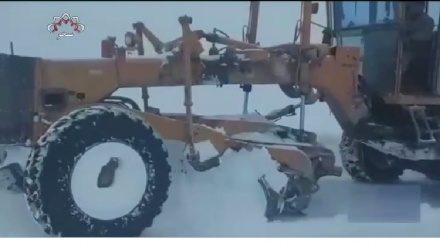 د سالنګ لویه لاره پرون یو ځل بیا د مسافروړونکو موټرو د تګ راتګ پرمخ خلاصه شوه