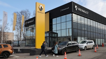 Şîrketa Renault’ê piştî derketina ji bazara Rûsiyê tûşî zirarê bû