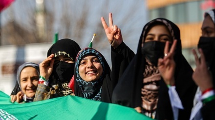 چوالیسواں جشن انقلاب؛ سرخرو ہوئے ایرانی عوام تو مایوس ہوا دشمن+تصاویر