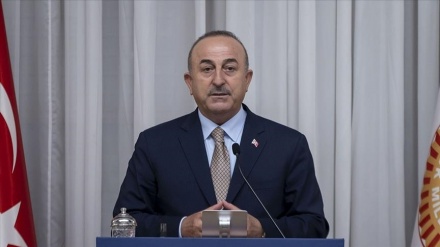Çavuşoglu: Welatên rojavayî konsulxaneyên xwe ji bo armancekê daxistin
