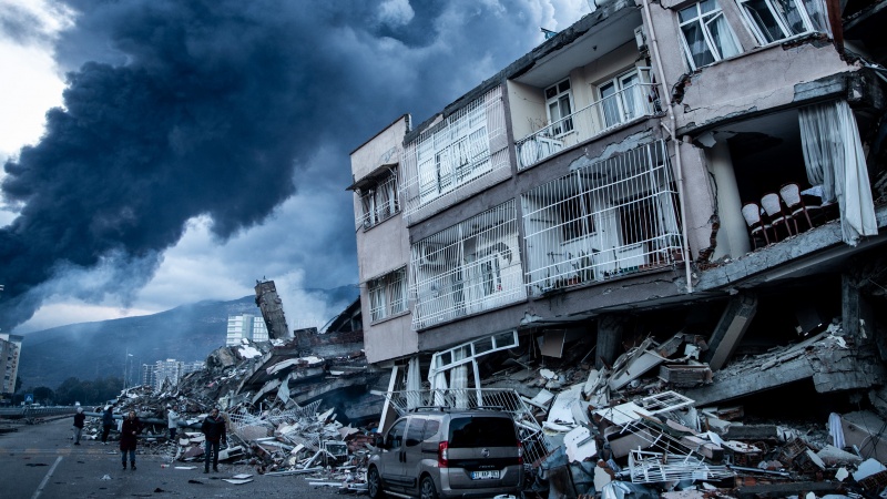 “İstanbulda hər an zəlzələ baş verə bilər”