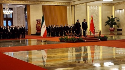 چینی صدر نے کیا صدرِ ایران کا باضابطہ استقبال (ویڈیو)