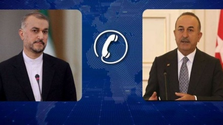 ایران اور ترکیہ کے وزرائے خارجہ کا ٹیلی فون پر رابطہ، دو طرفہ اور علاقائی مسائل پر تبادلۂ خیال