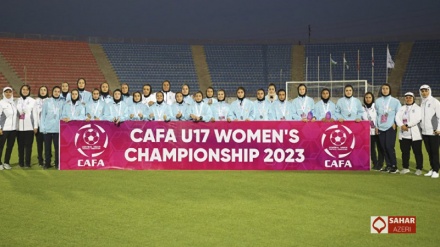 İranın yeniyetmə qız futbolçuları KAFA turnirində ikinci olublar