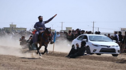 عینو مېنه کې د دودیزو لوبو نندارې وړاندې شوې