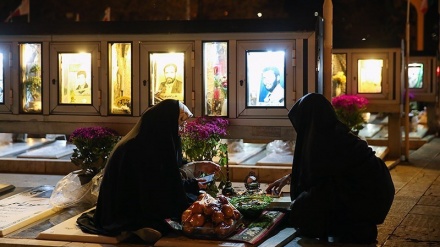  قزوین کے شہداء قبرستان میں سال کی تبدیلی کی تقریب