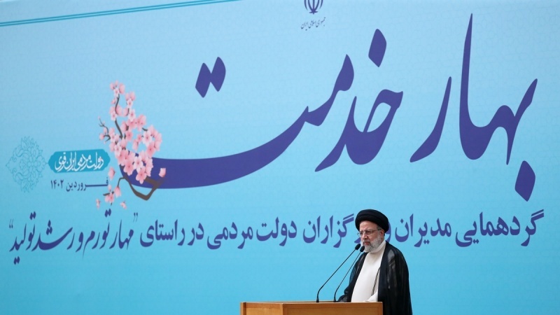  Raisi: Politika e jashtme bazohet në një pikëpamje të balancuar 