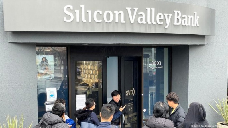 Falimentimi i Silicon Valley Bank trondit tregjet financiare 
