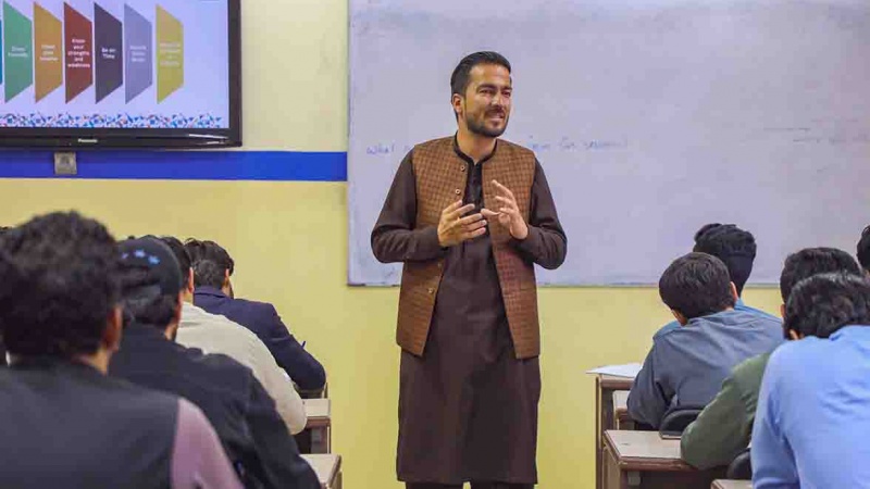 افزایش معاش استادان دانشگاههای دولتی در افغانستان